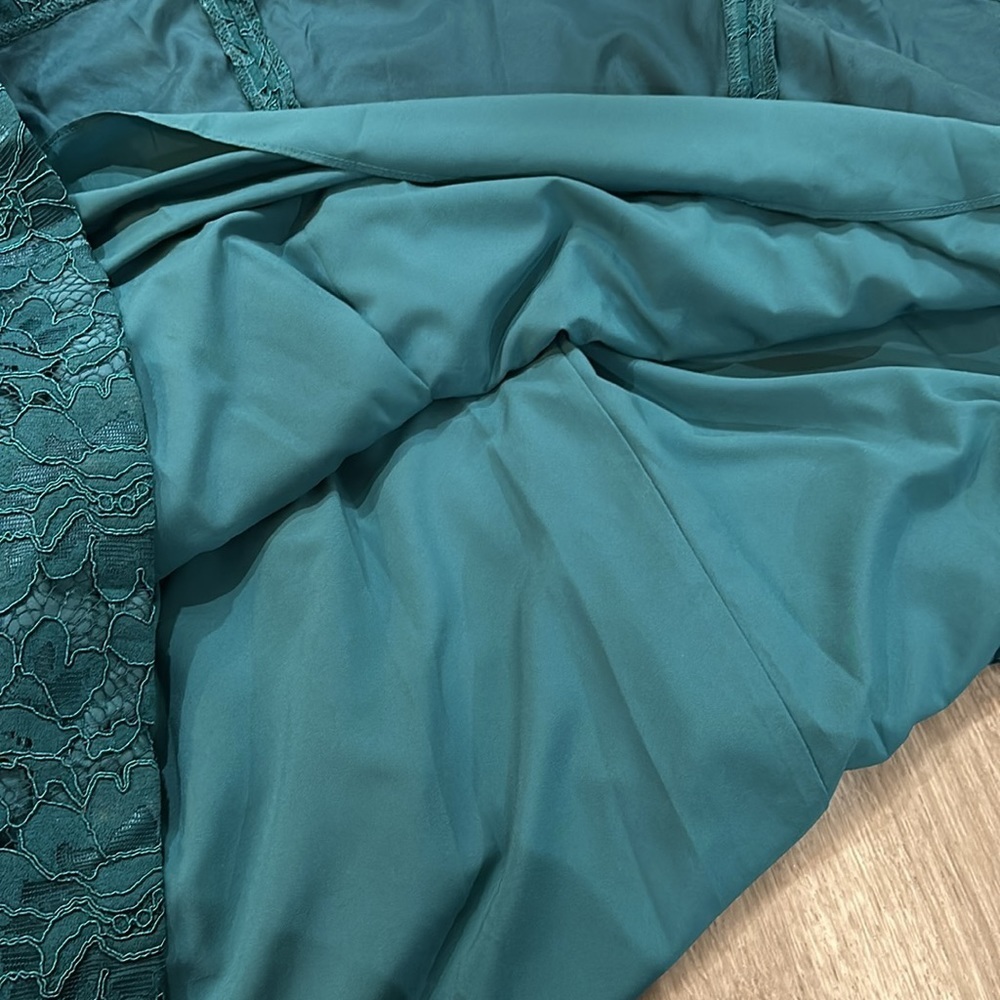 Eliza J Teal Green Blue Lace Formal Dress - Picture 10 of 11